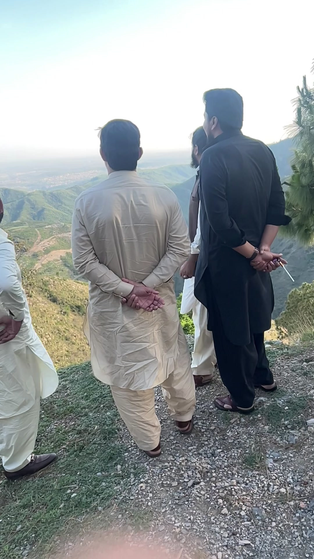 @izzat Hayyat Abbasi