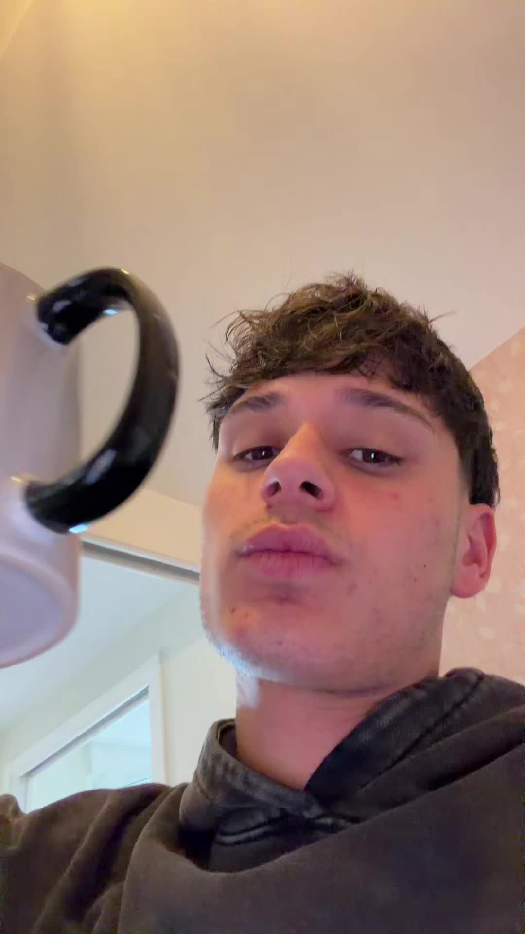 @AM🧛🏼
