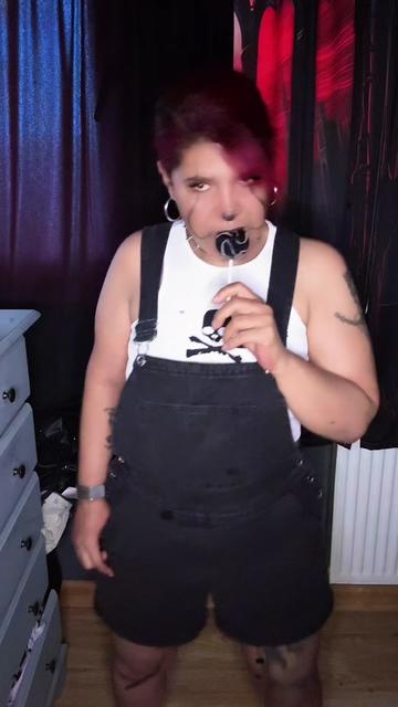 @🖤💀Sarky Suzie💀🖤