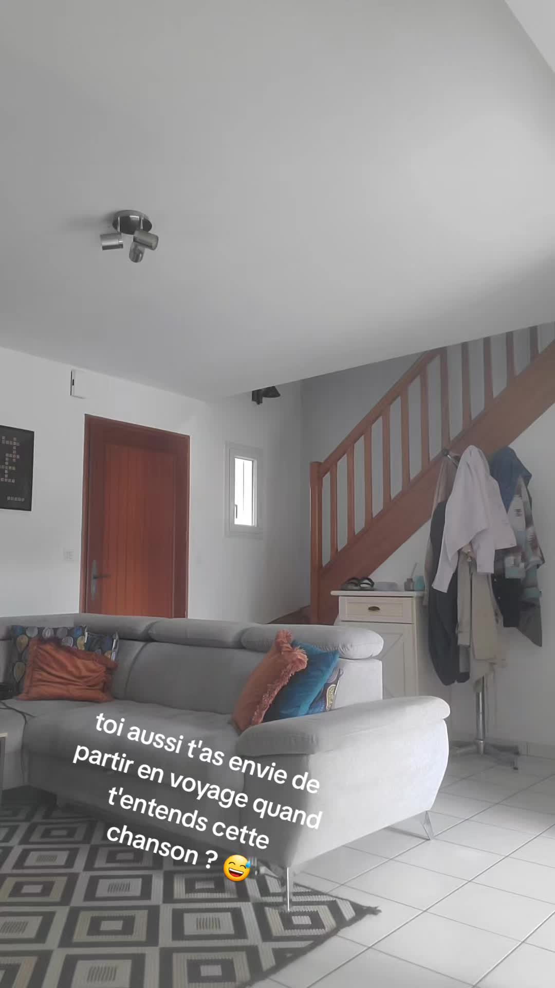 @Oph&eacute;lieJ