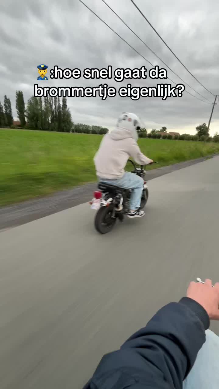 @MRlumos