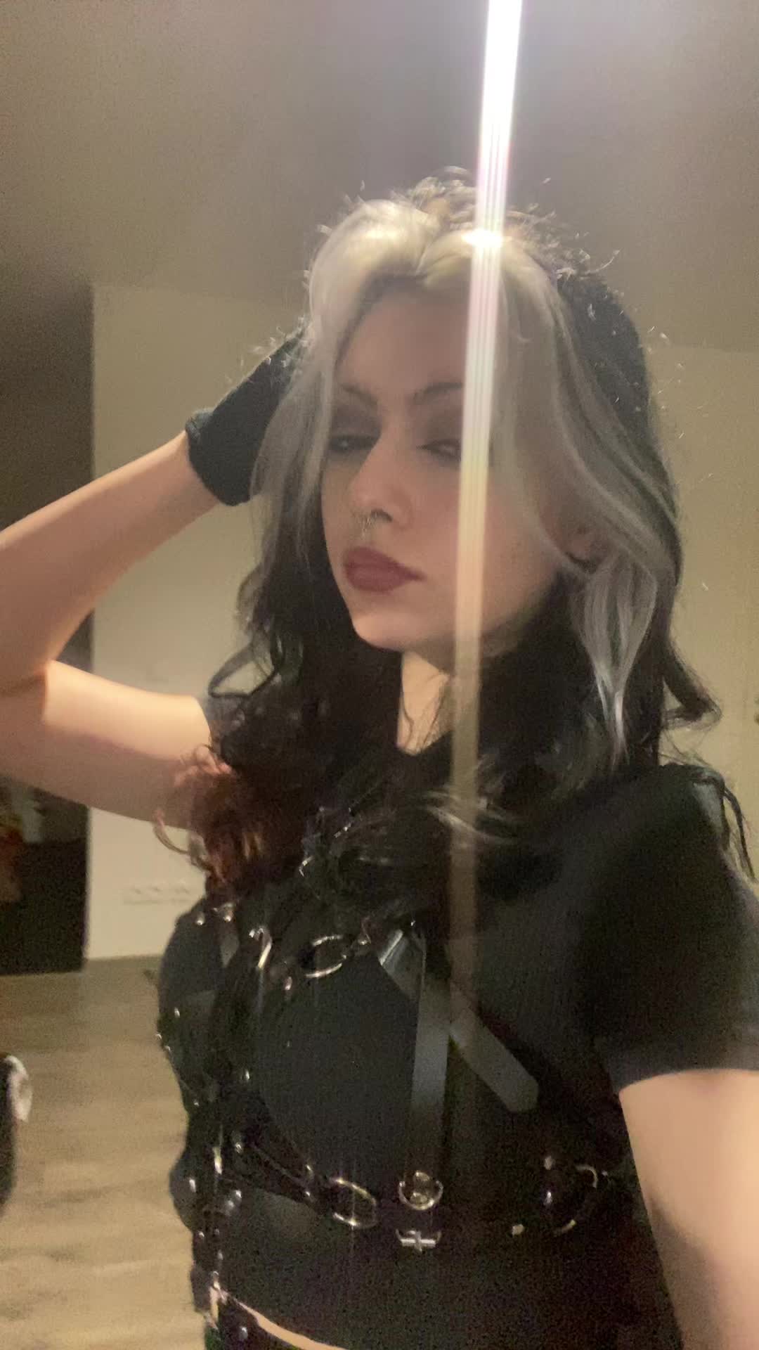 @Fl3di