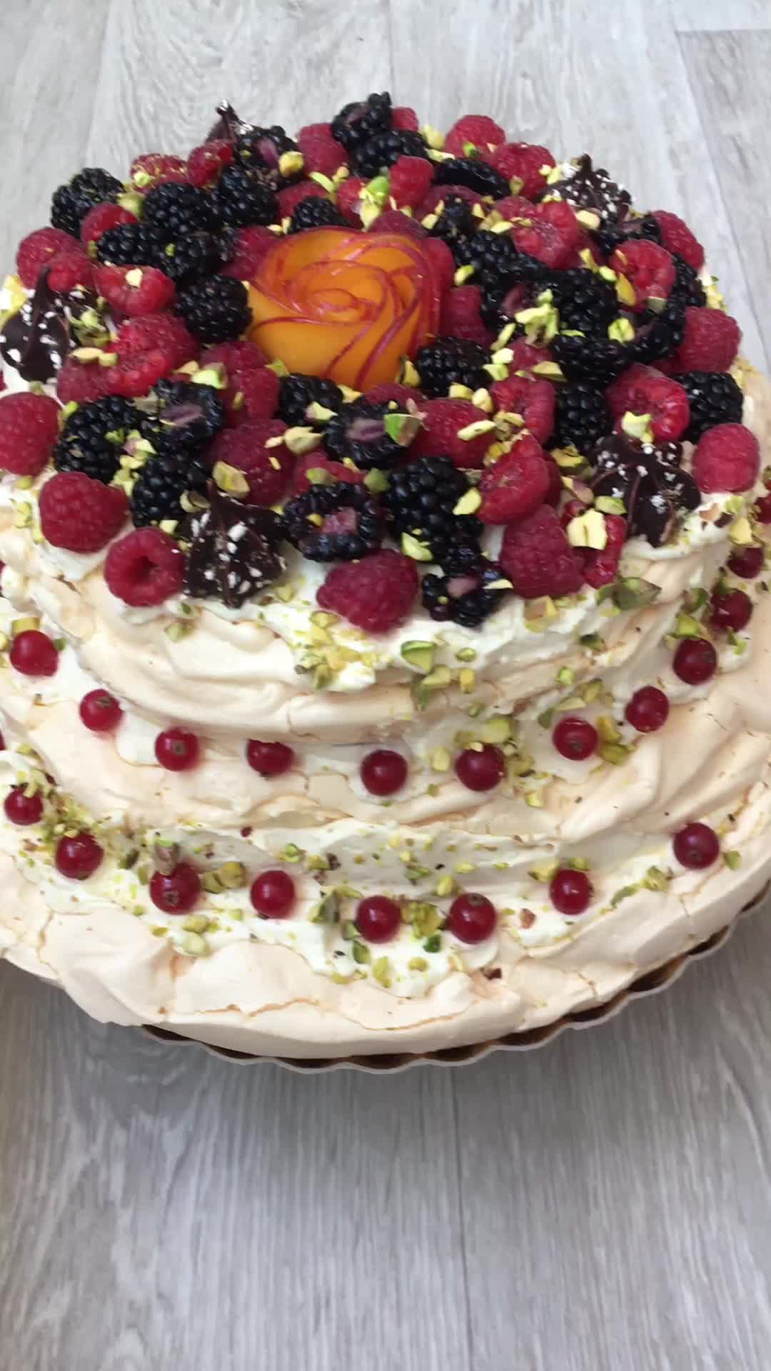 @lacrima_s_cakes_