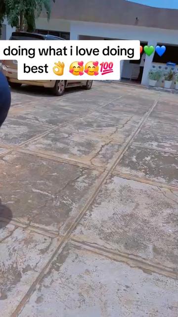 @pretty kekeli