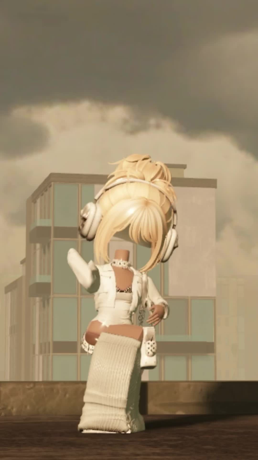 @E♫