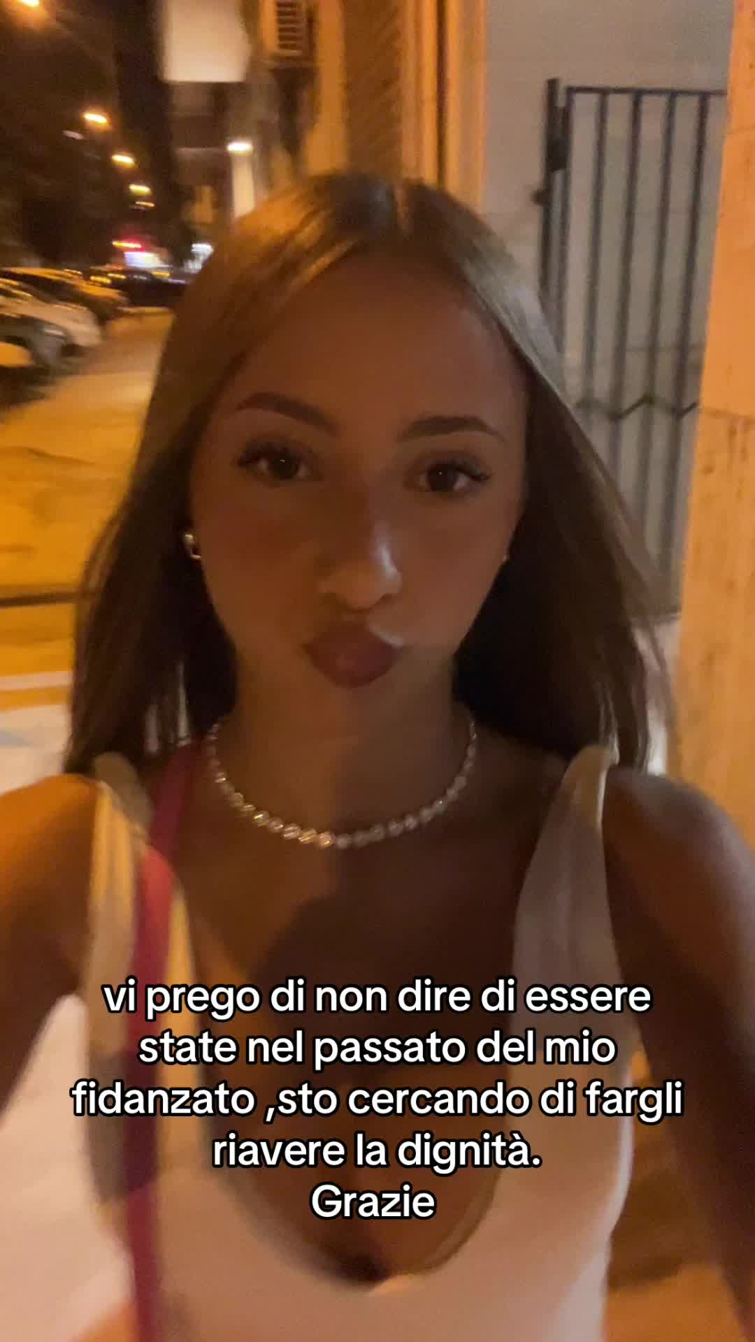 @emmuxclose