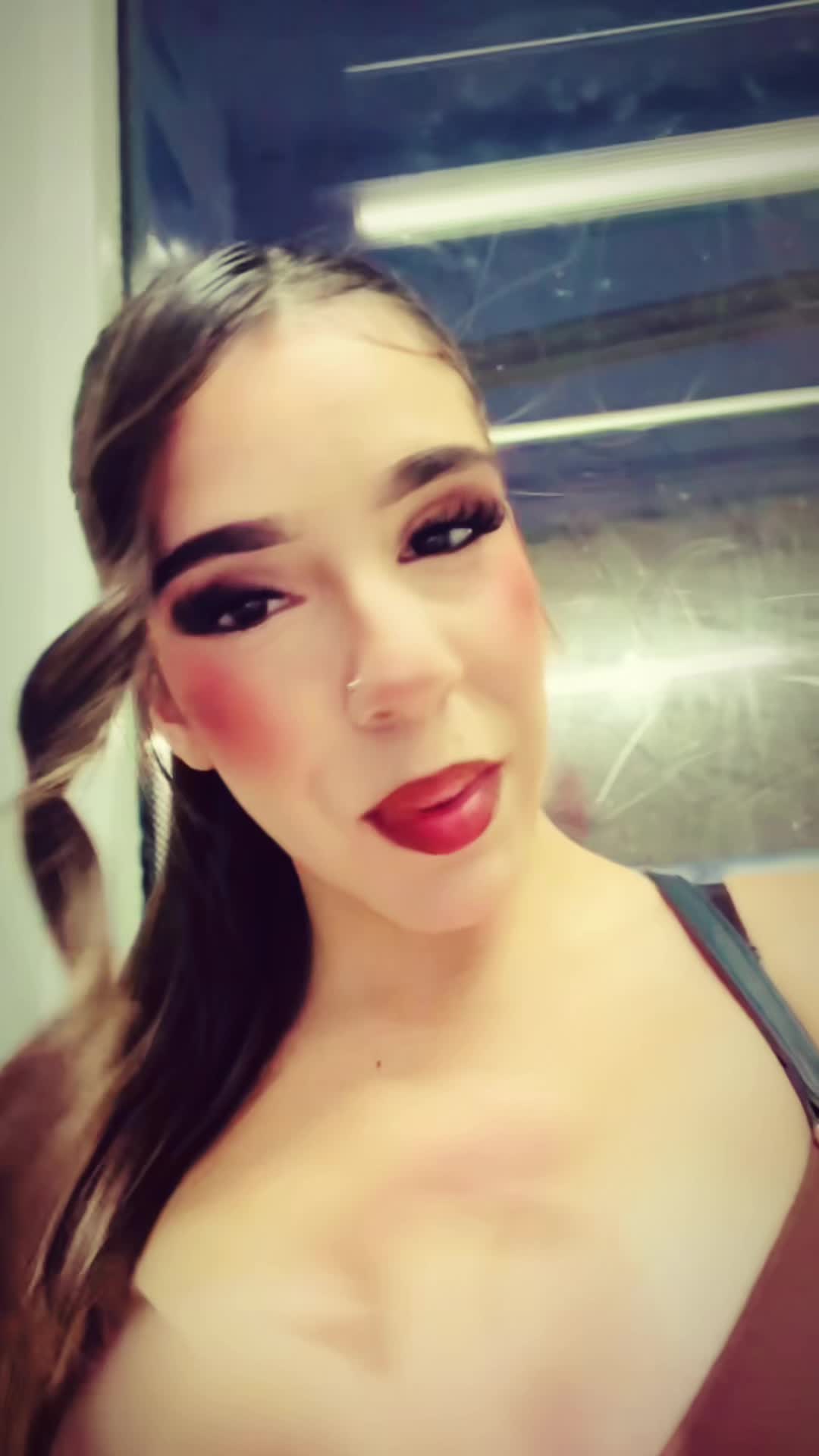 @lu
