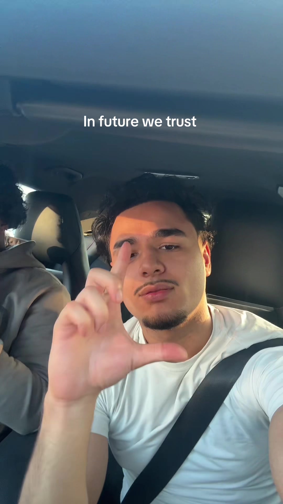 @youngvallo