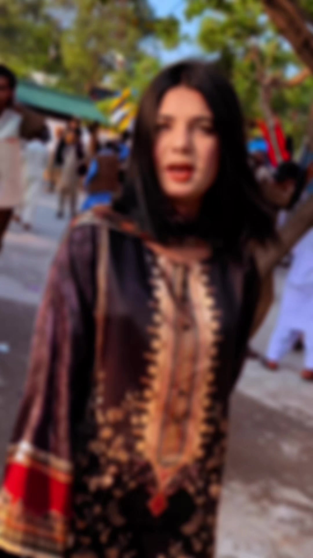 @Zari Khan