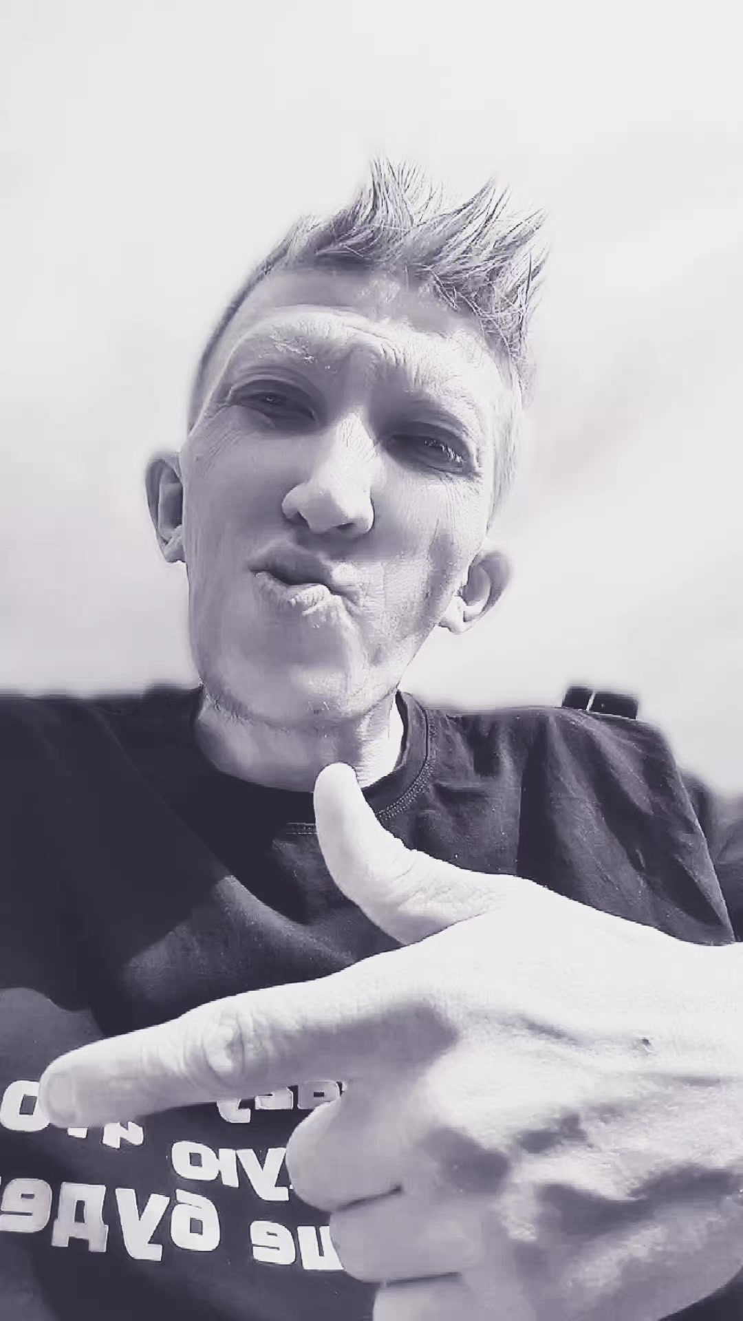@🤌ваш CRAZY 👋