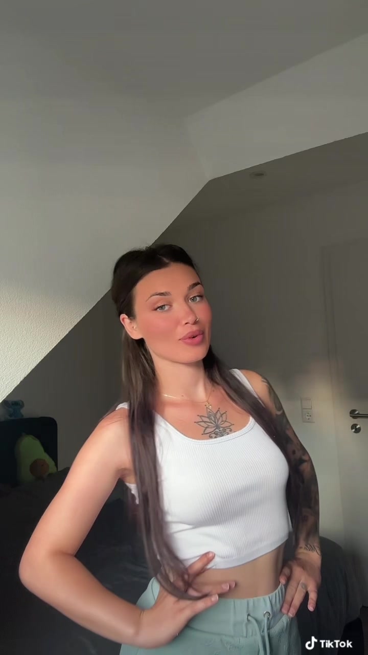 @🐦&zwj;🔥Antonia🐦&zwj;🔥