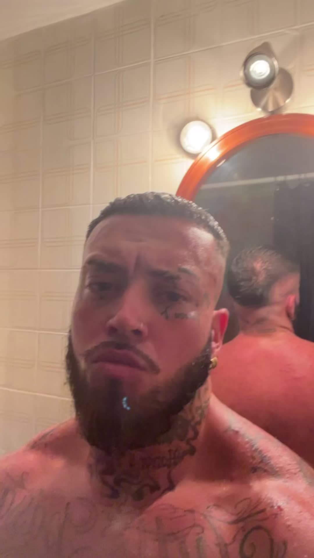 @Ñicofenoy