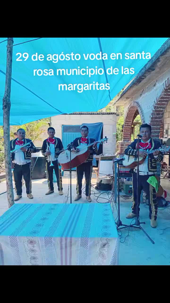 @Los pregoneros del trapichito