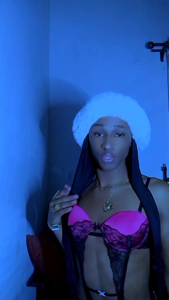 @FEMBOYKE