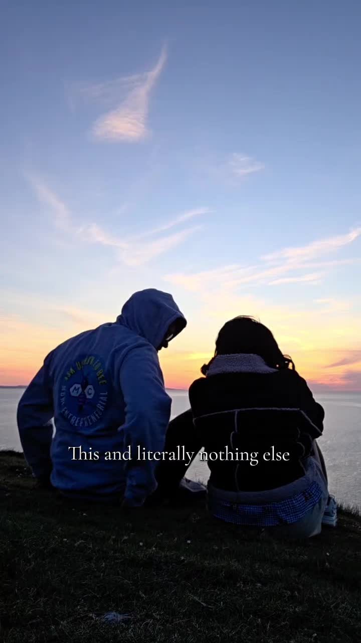 @JustNainika❤️💫