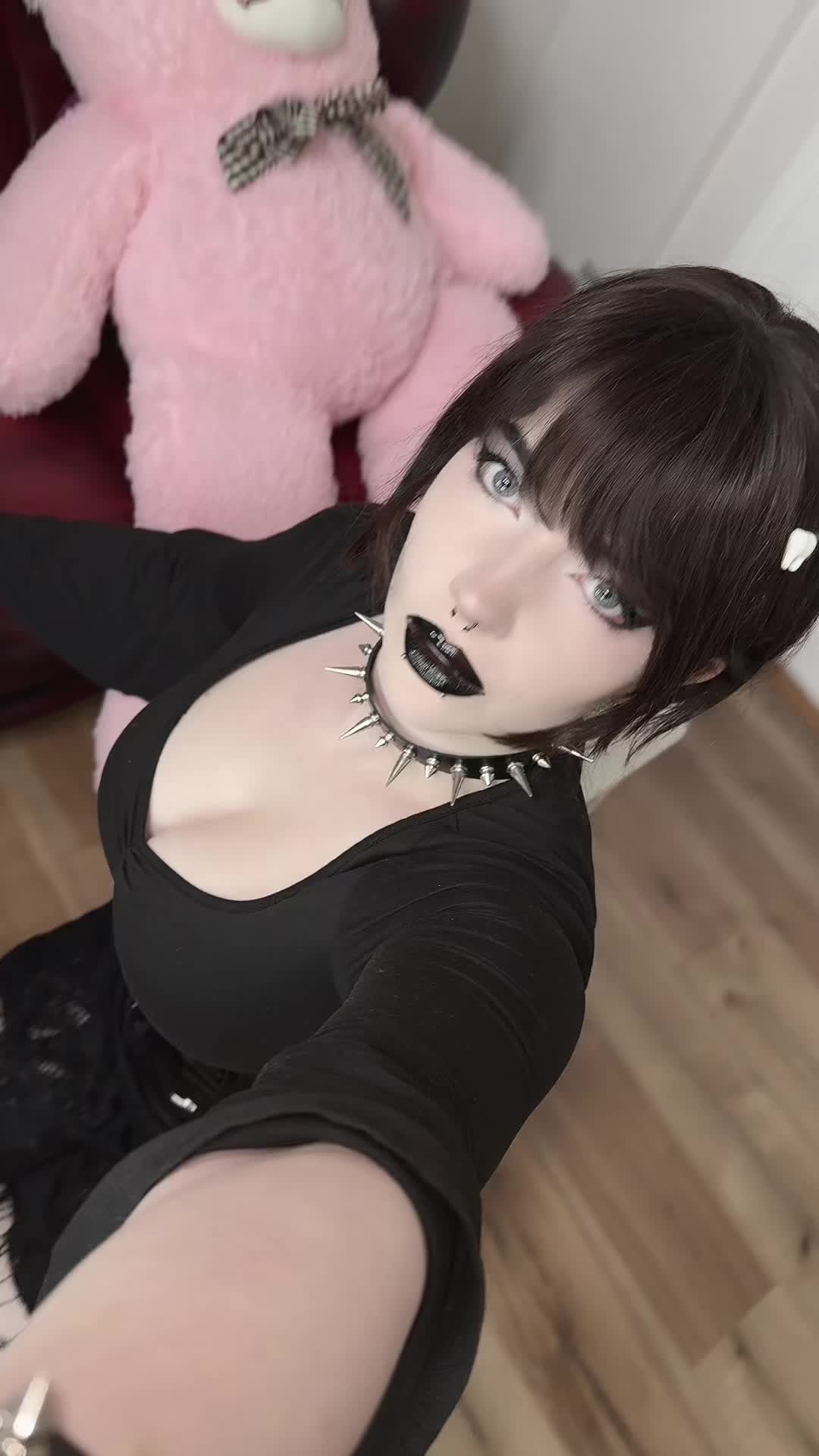 @cutiegothxo