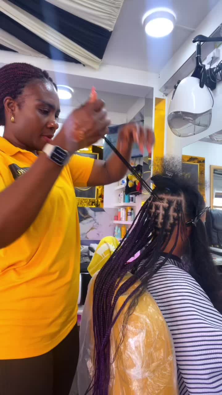 @Hajira hair