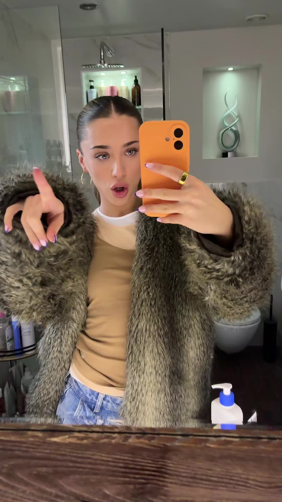 @biglips100