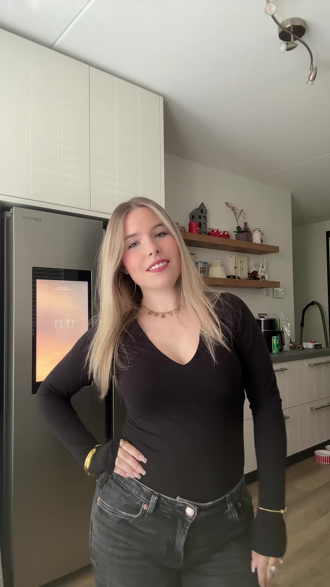 @𝓬𝓱𝓪𝓻𝓵𝓸𝓽𝓽𝓮