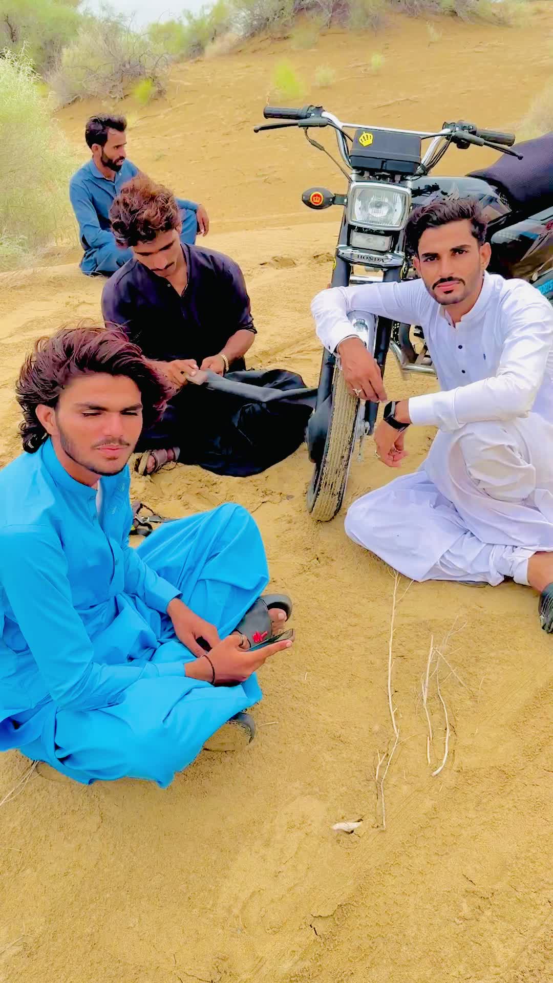 @OsHaQuE RiDeR 🏍️🔥