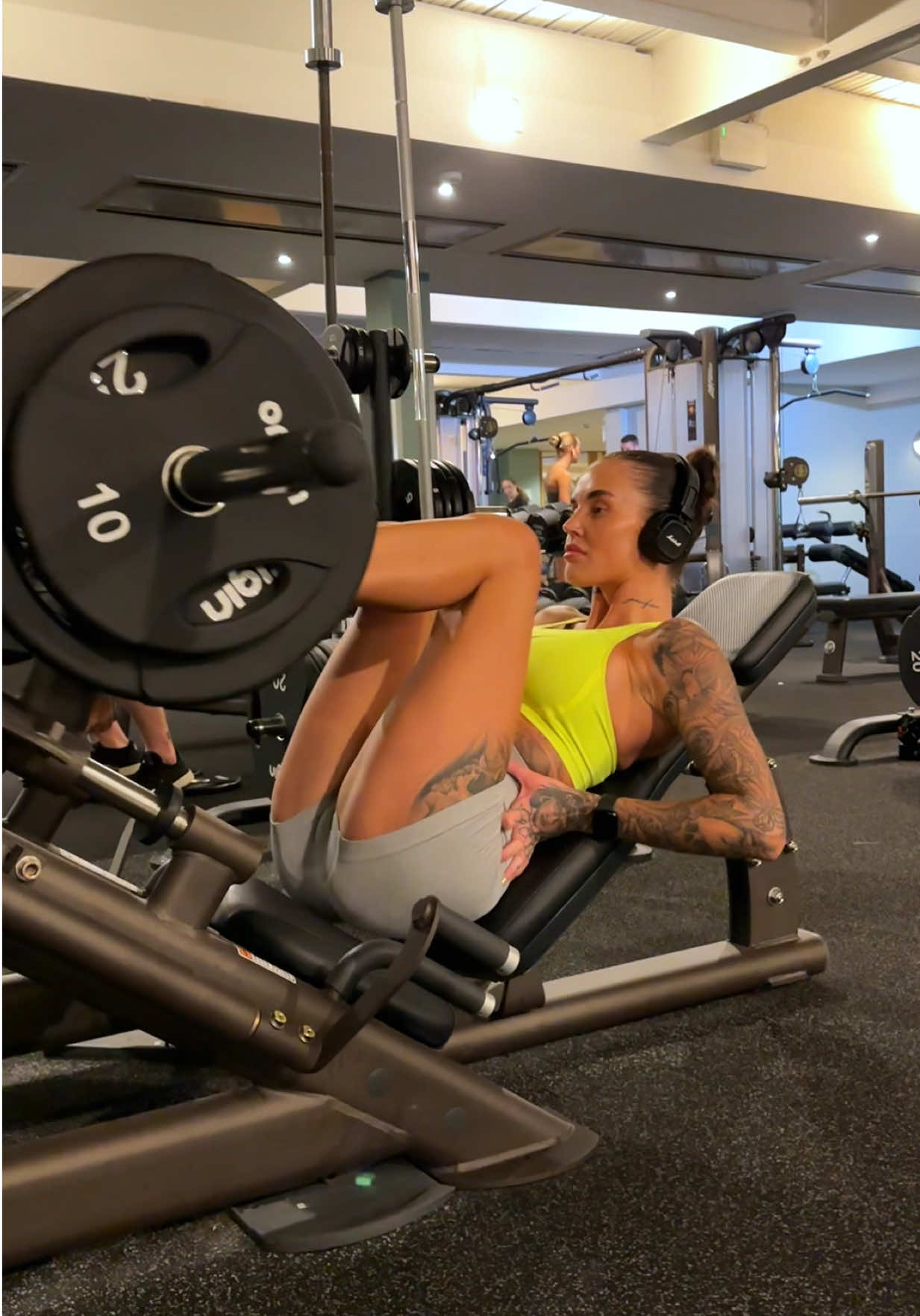 @itslaurendotcom