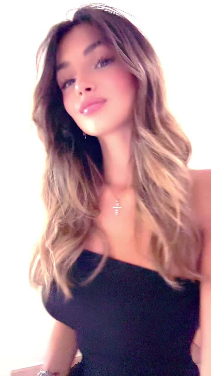 @elenargiolas