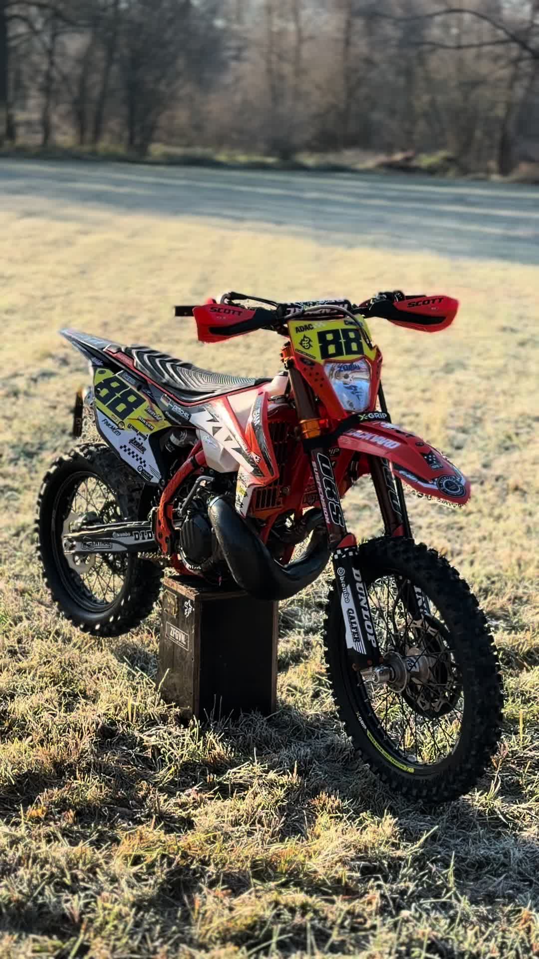 @Joni_moto