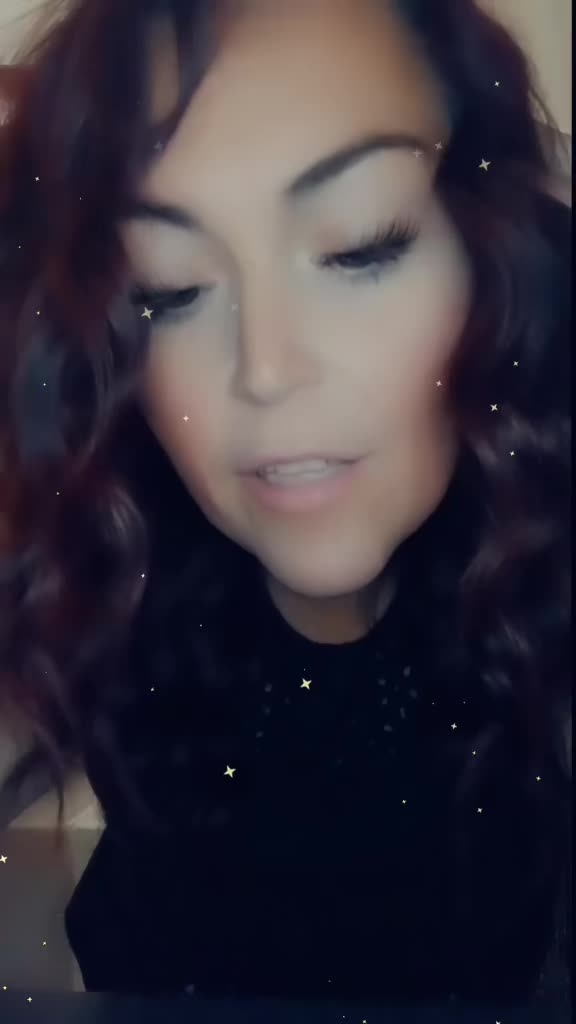 @AshleyJay