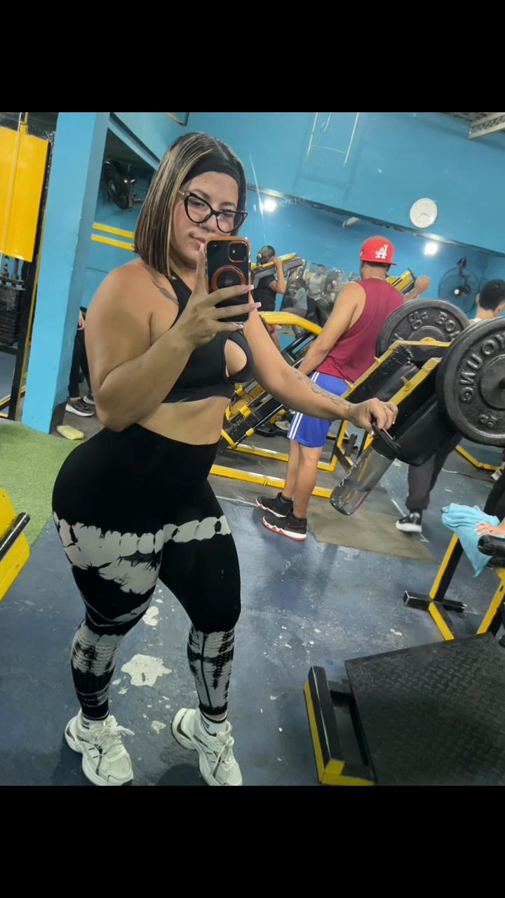 @andreina Rodr&iacute;guez🤍🖤