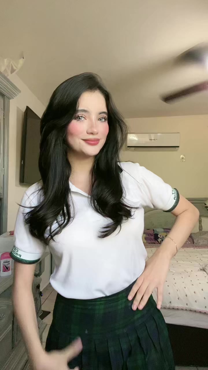 @Lizbeth Sofía 🦢