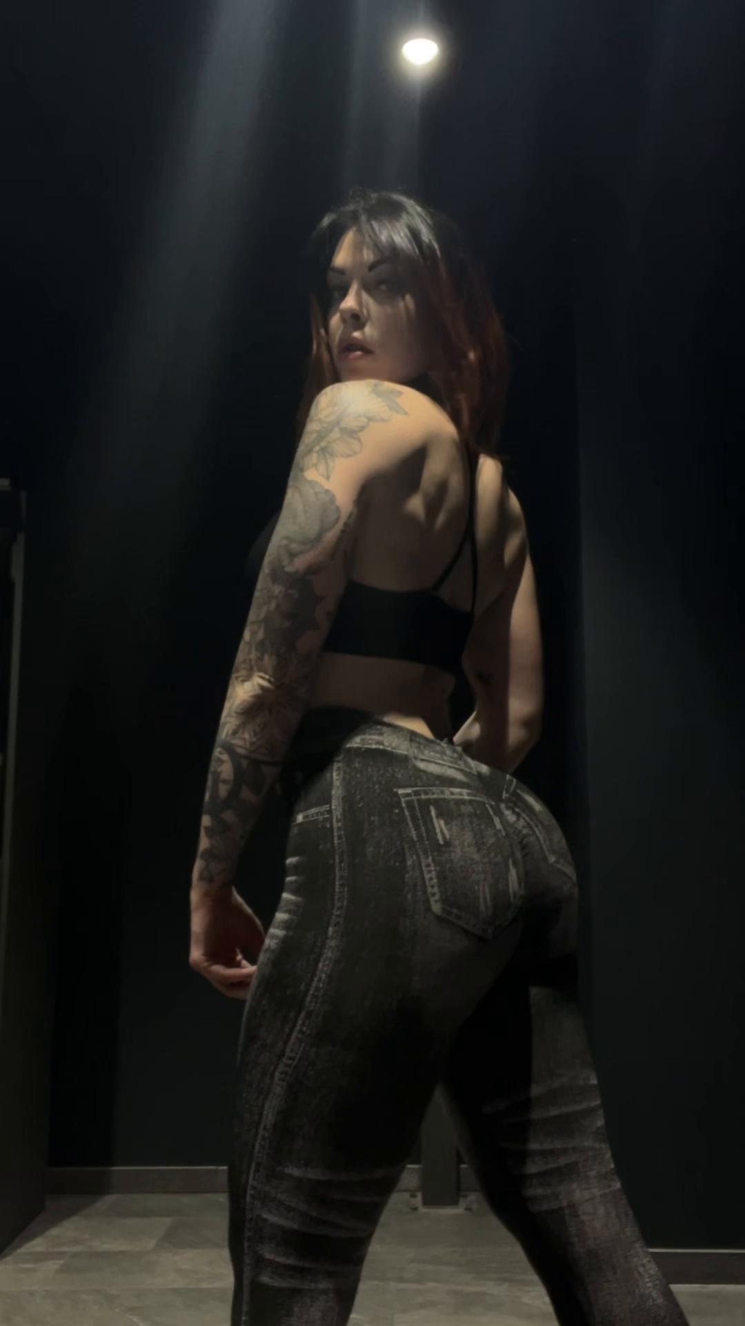 @Sweetbyely