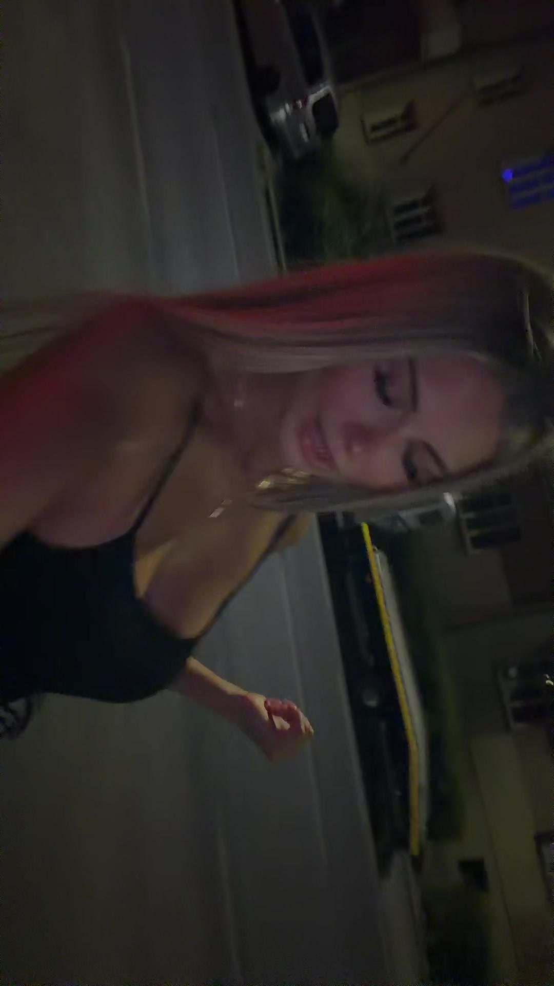 @isidora