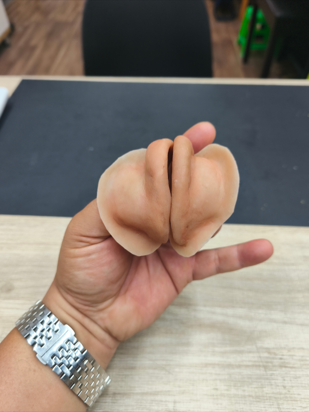 @Hải Râu Tay Chân Giả
