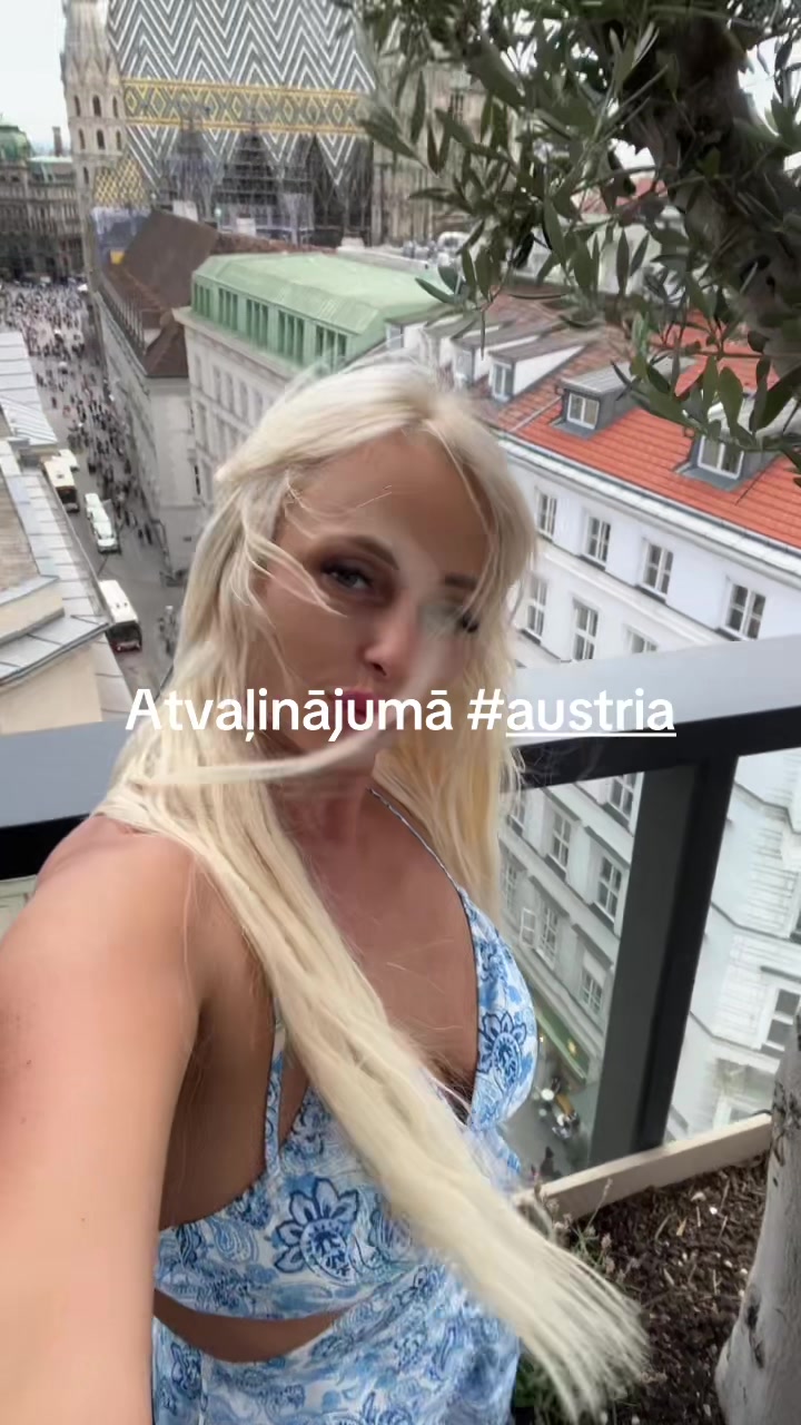 @Simona🇱🇻🇦🇹🇳🇴