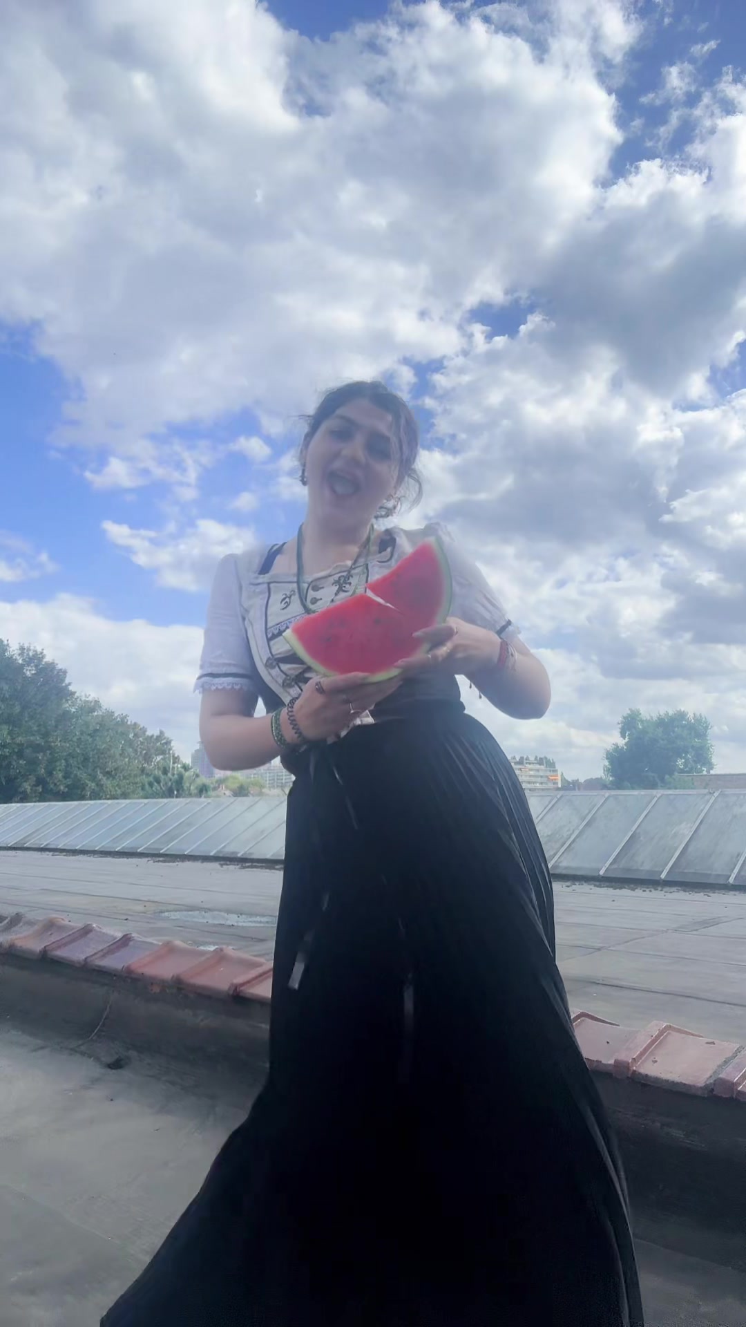 @V🍒