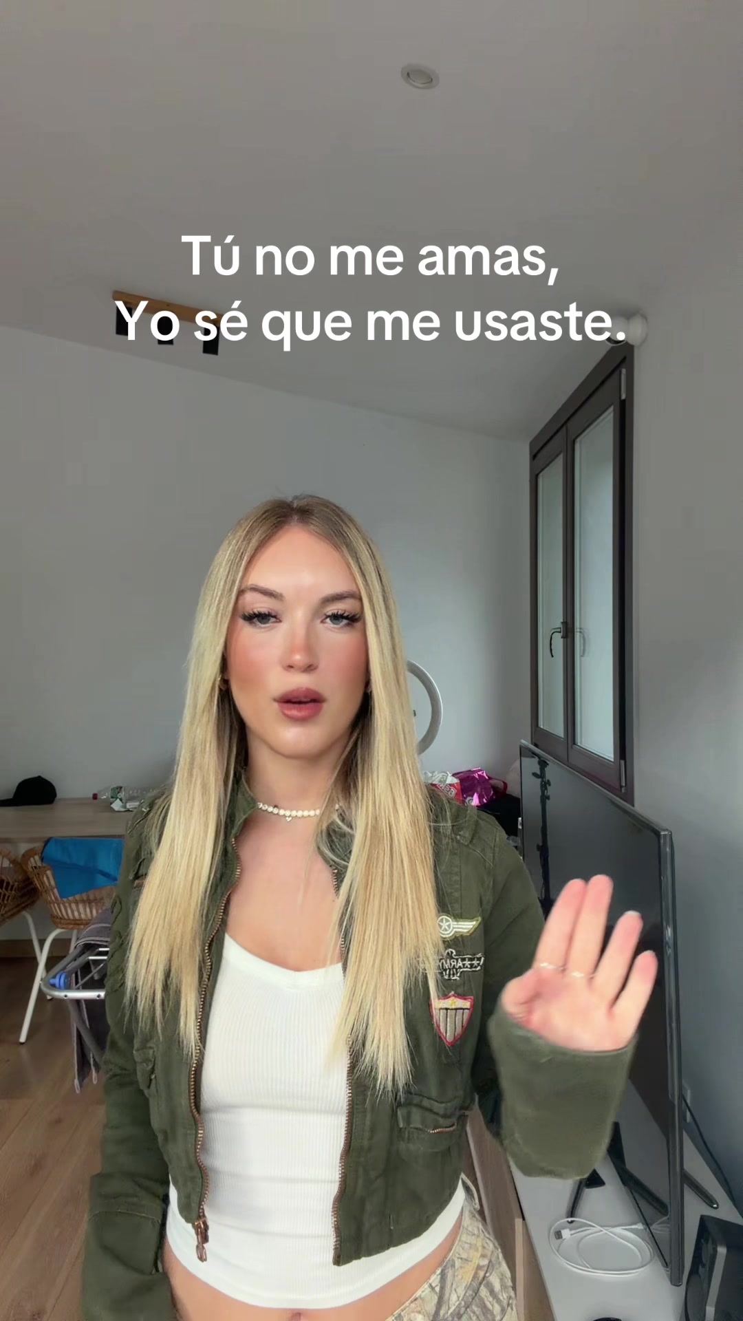 @Iris