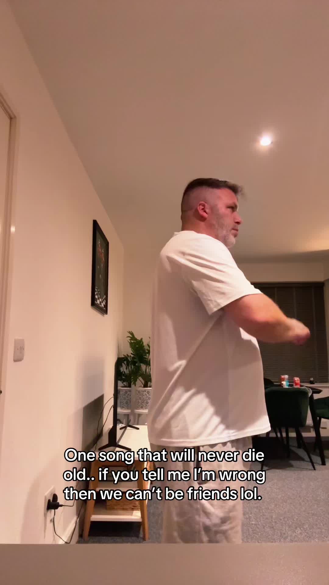 @tonyb_essex