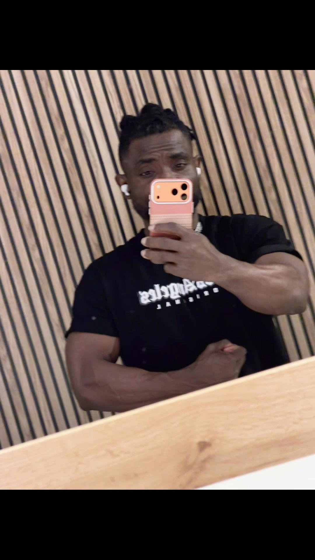 @Kwesi&ensp;Barcelona