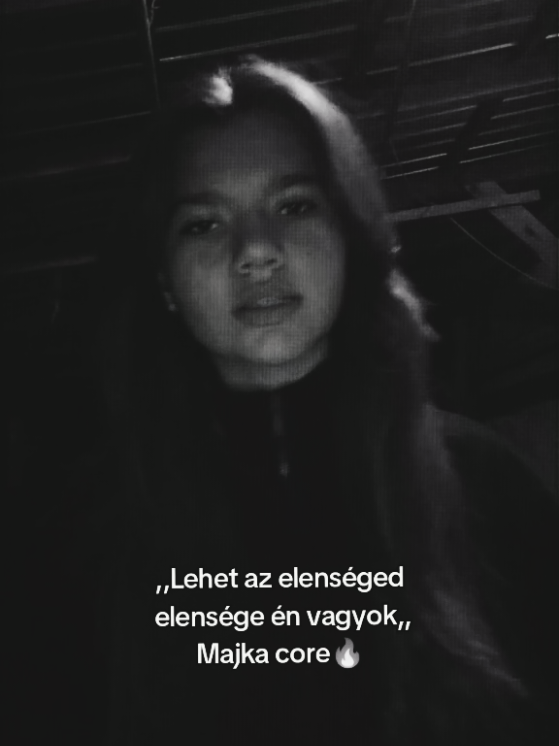 @Barbara Szab&oacute;