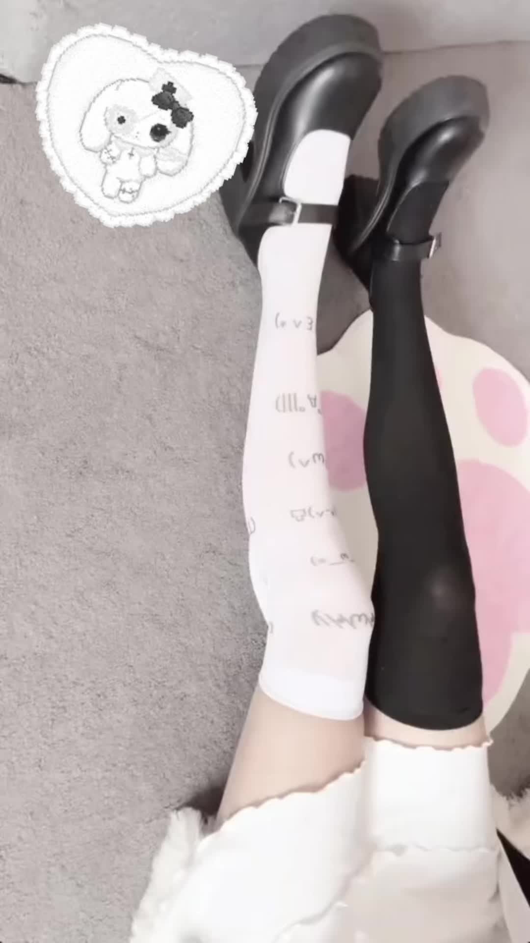 @~.~