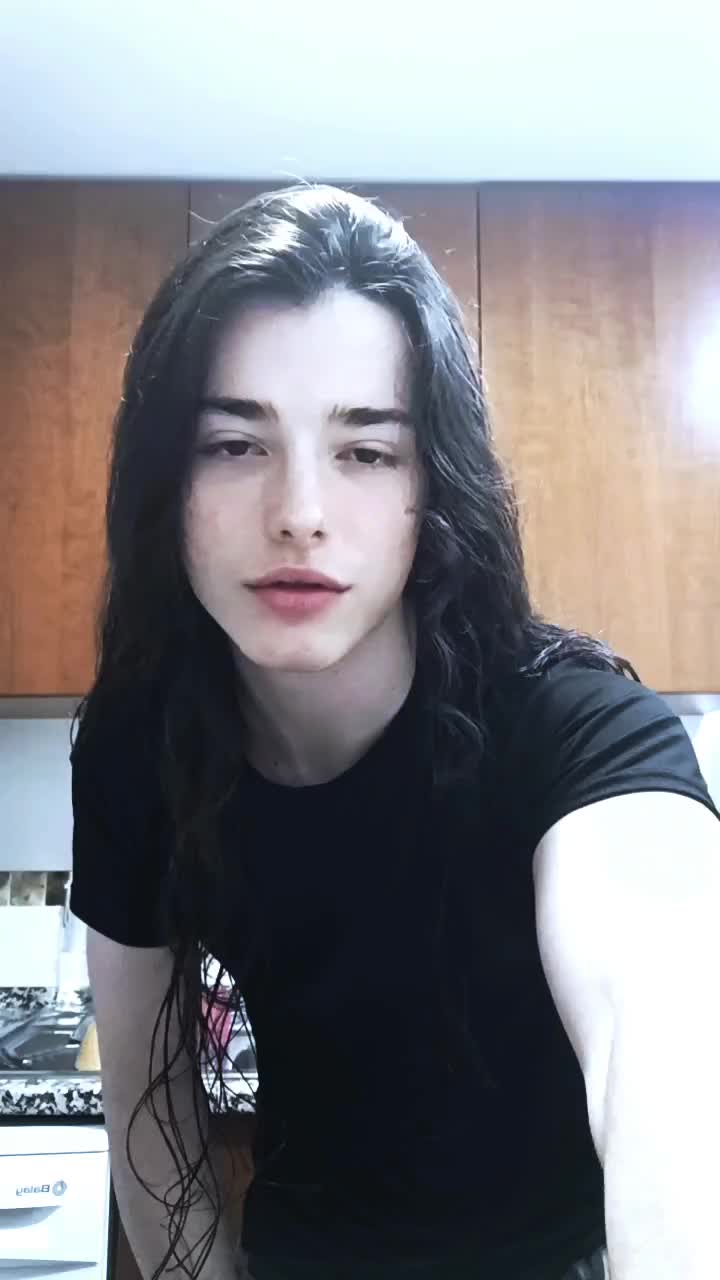 @⛧𝕸𝖎⸸𝖈𝖍⛧