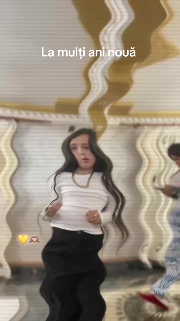 @Nadia bibi28