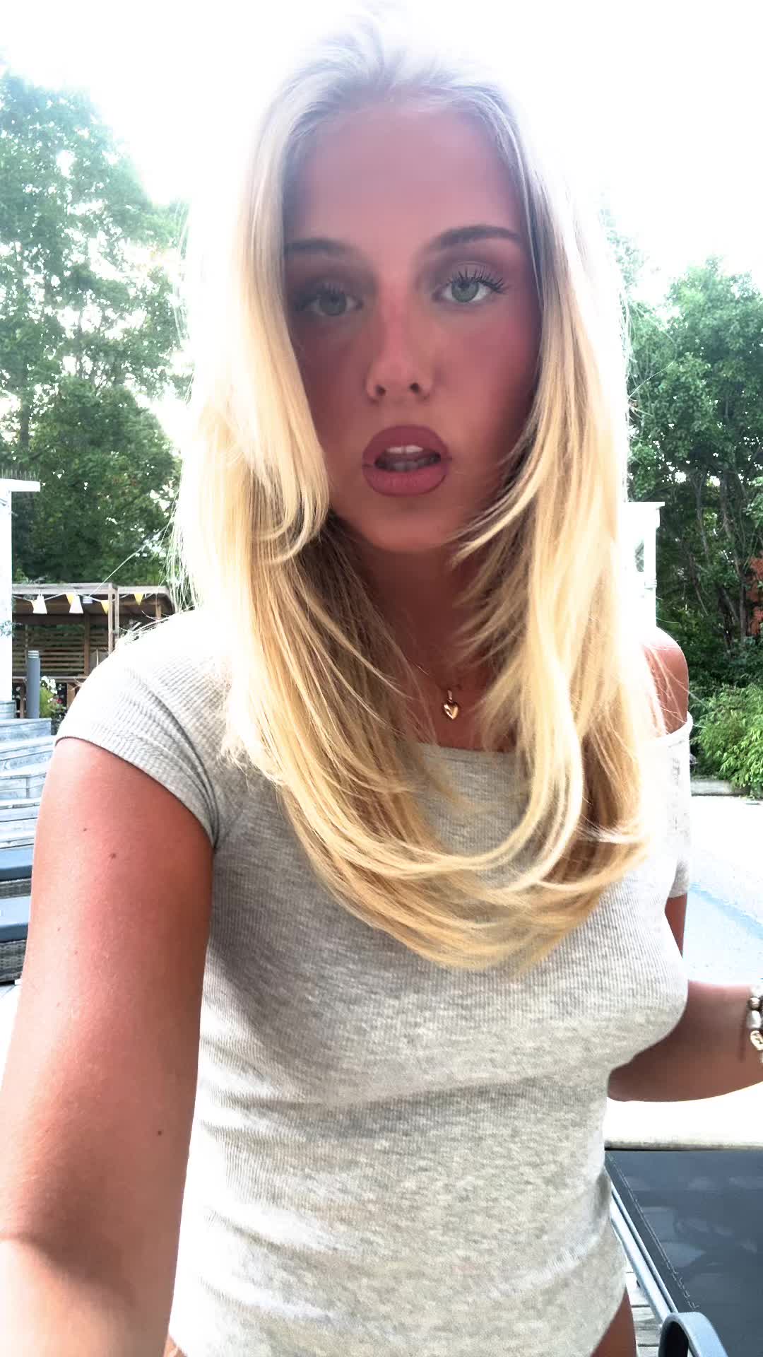 @Dixie Knutsson