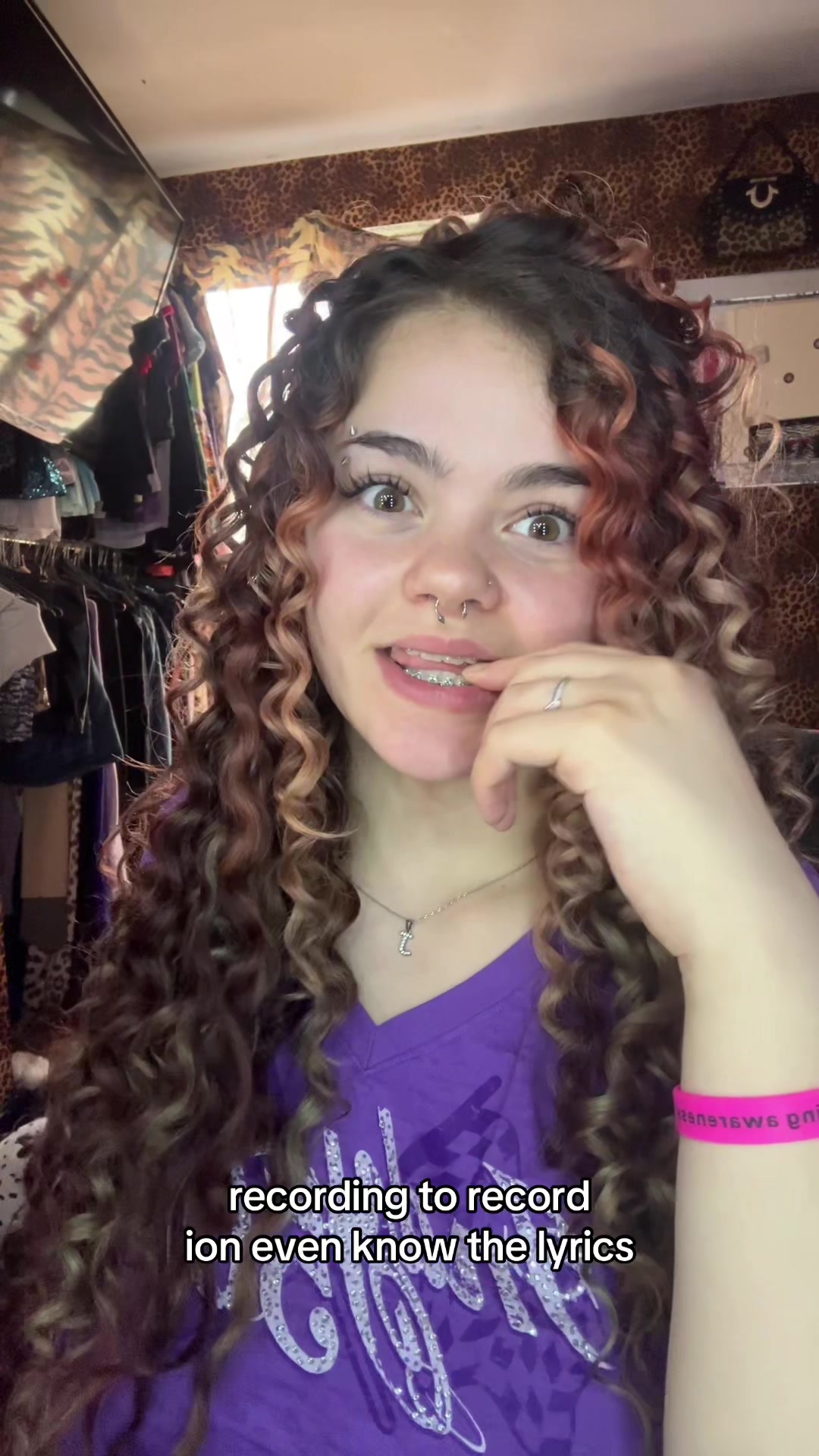 @lexipooxo