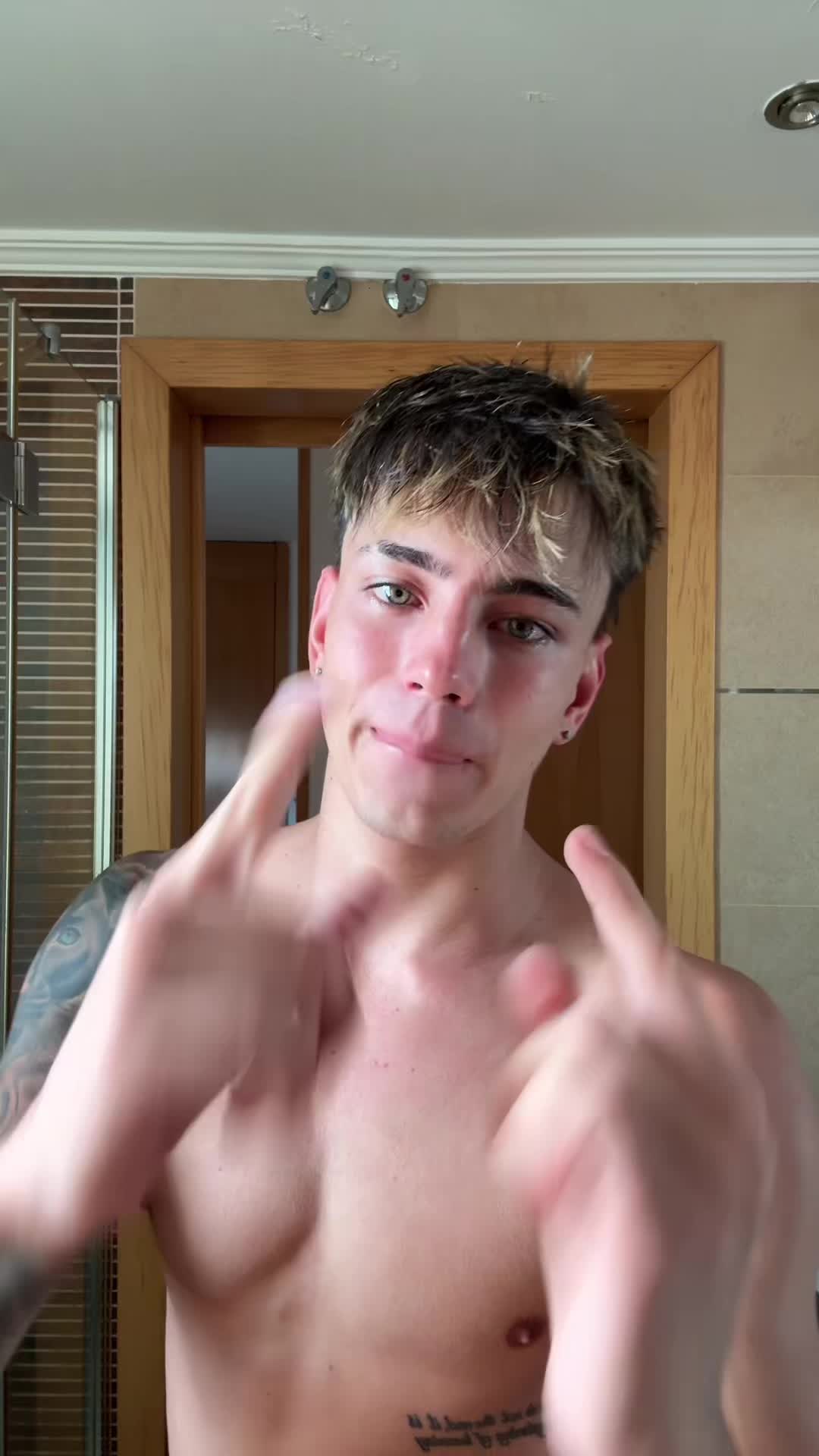 @Hugo23