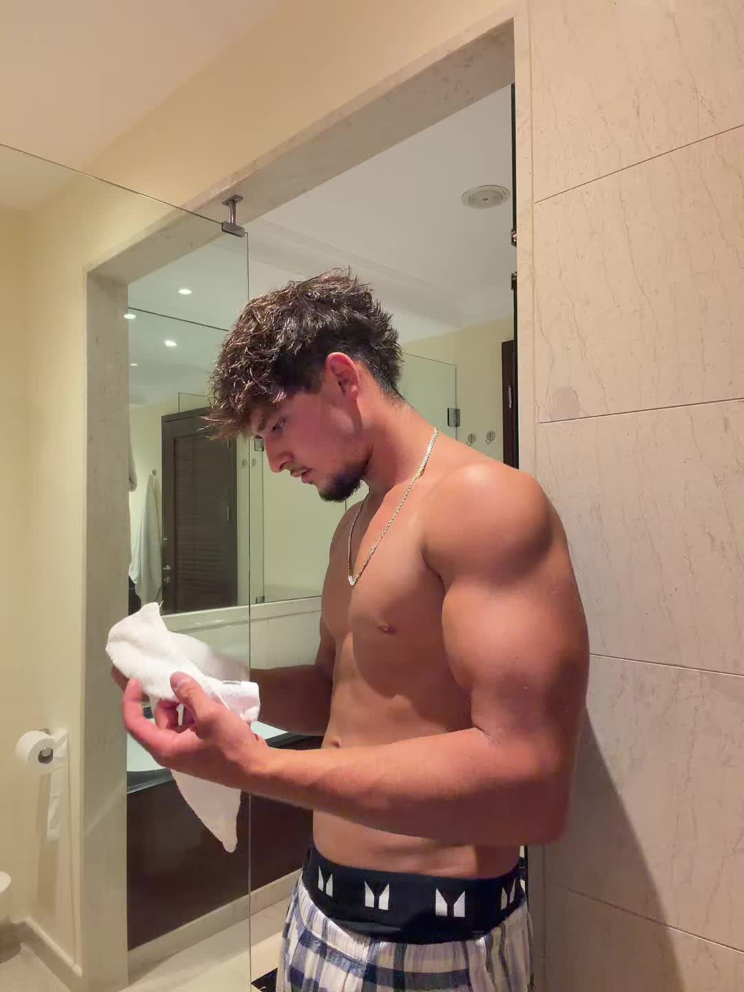 @imicsuu