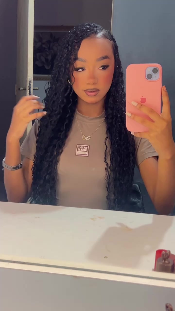 @x_clara4