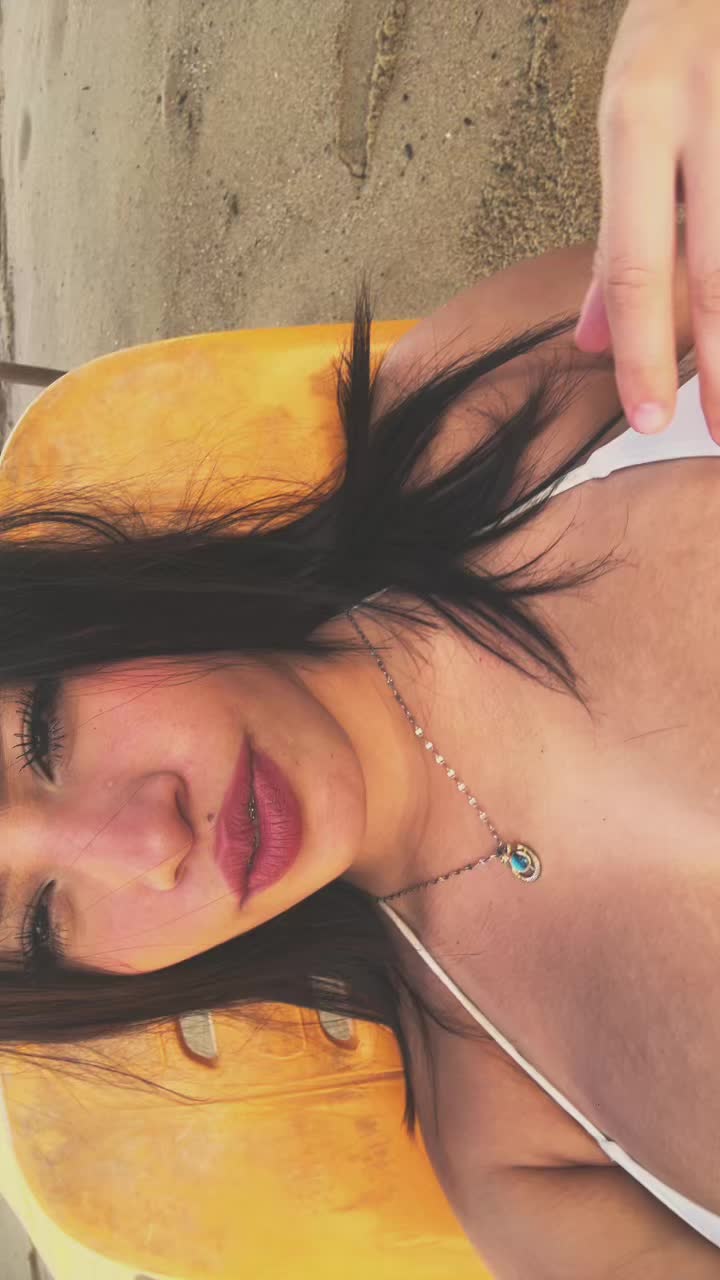@Roxii1603