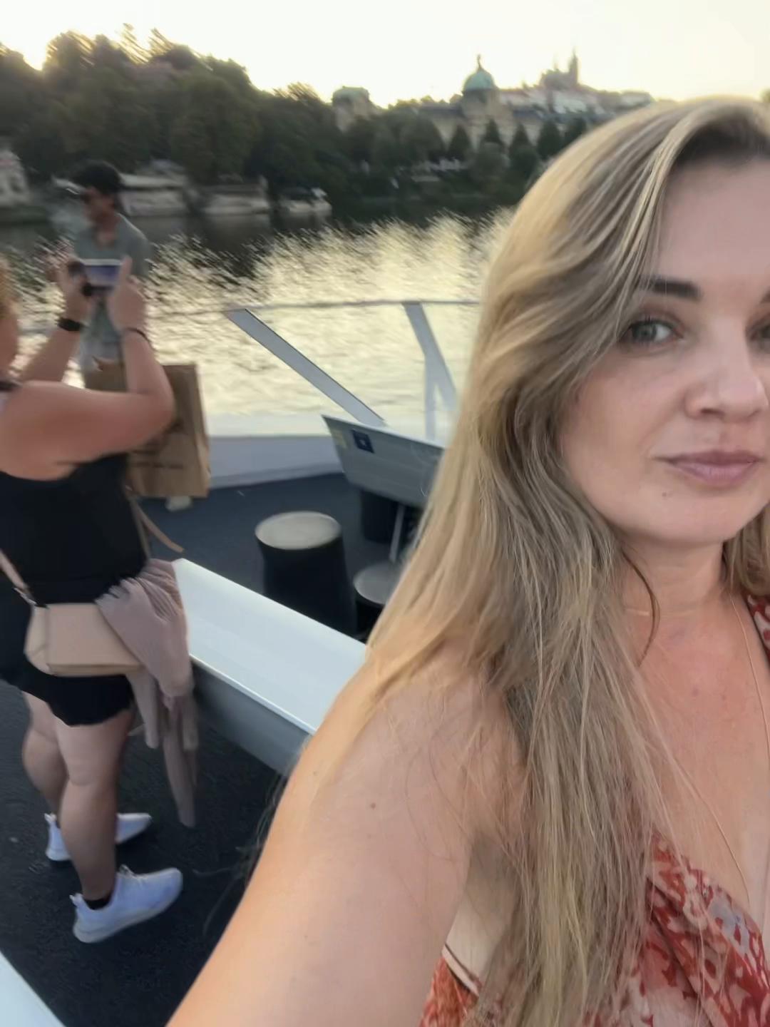 @Jotvilė