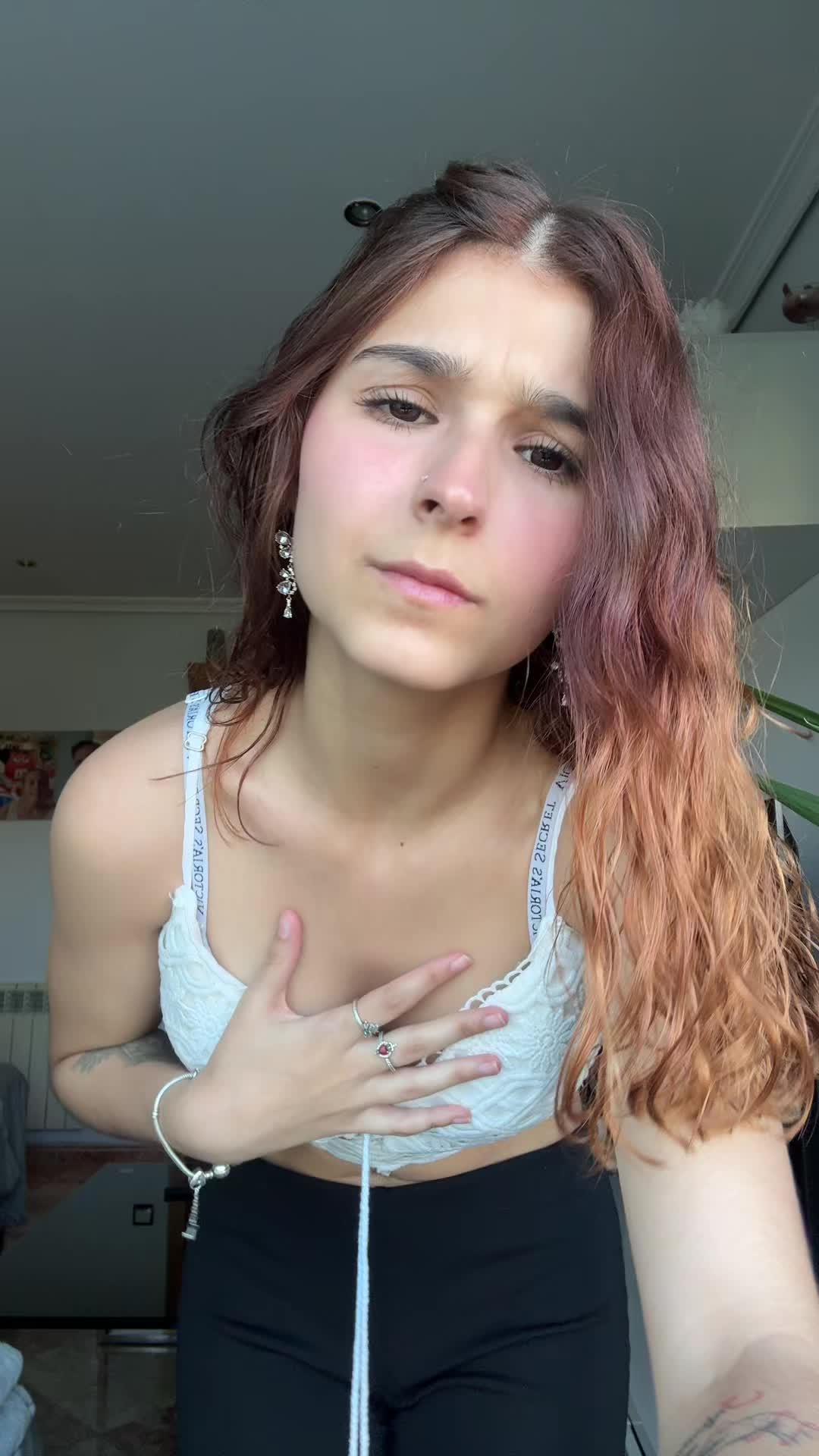@Iraa